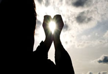 18岁176天,斯凯利是英格兰队首秀时第二年轻的阿森纳球员.